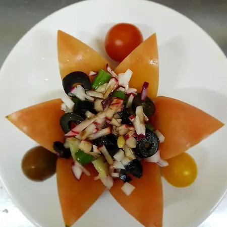 فندق El Tejar 2*