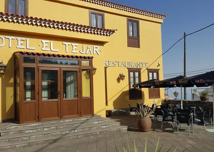 El Tejar Hotel 2*