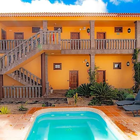 El Tejar 2*